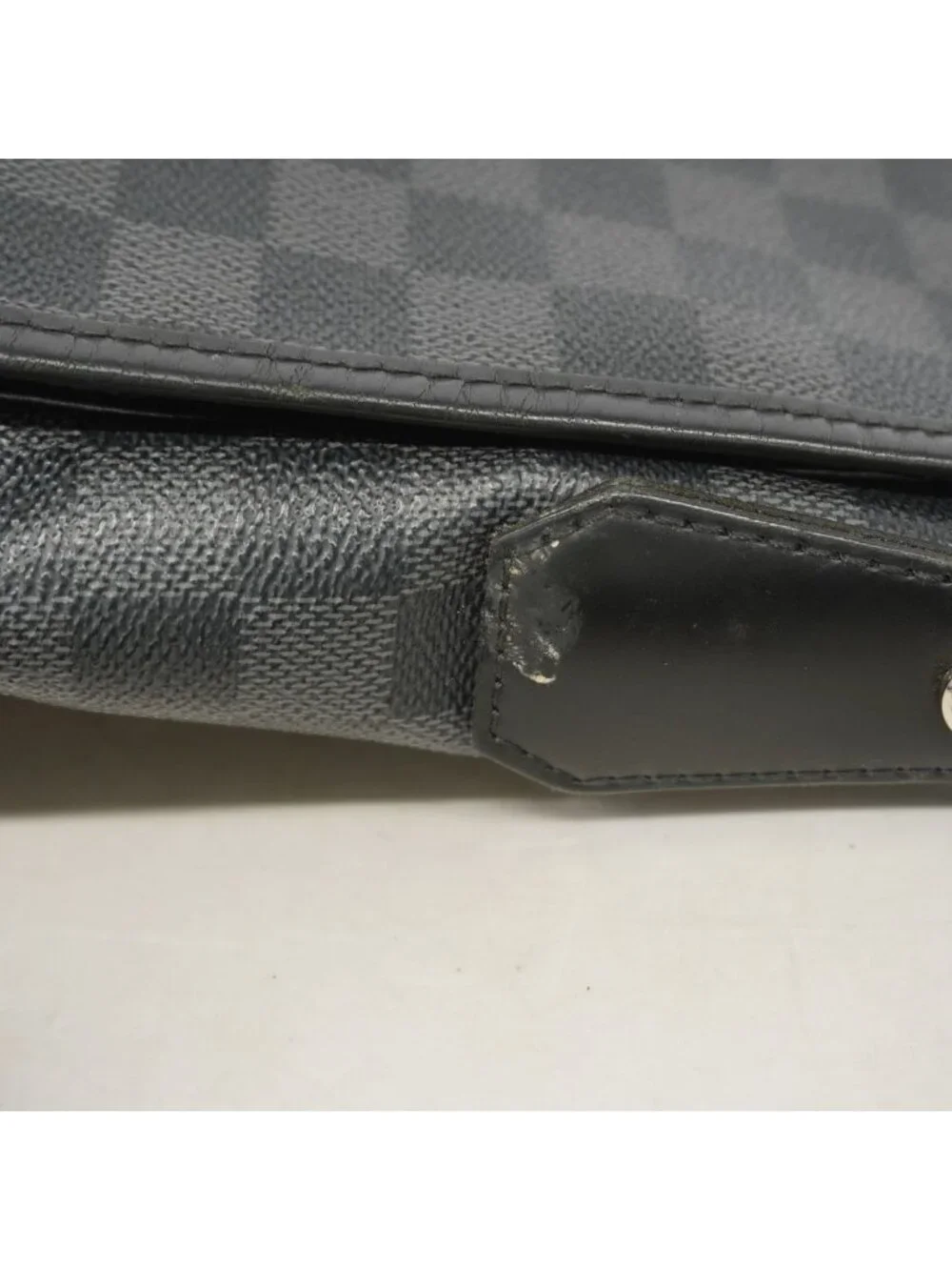 Louis Vuitton Shoulder Bag Damier Graphite Daniel MM Black Gray